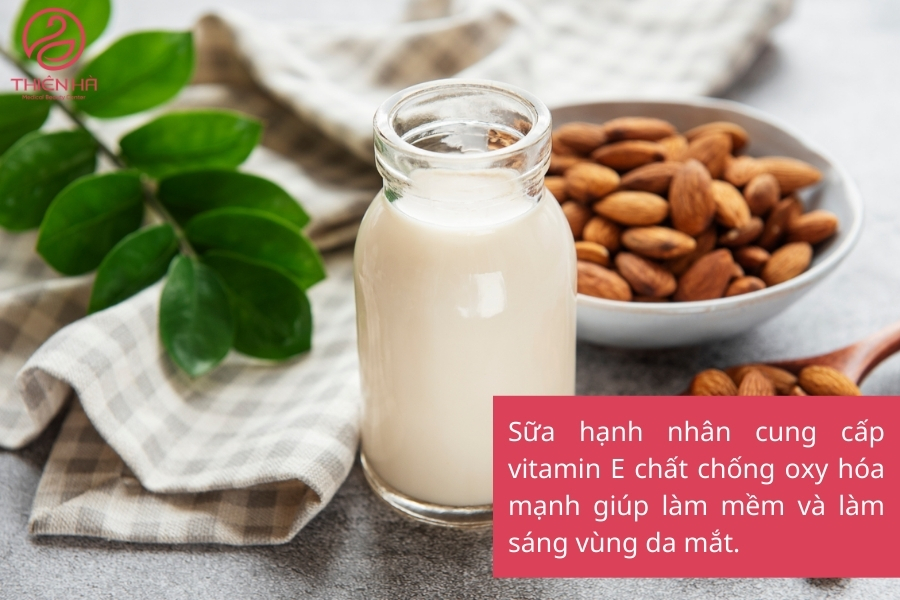 Sữa hạnh nhân cũng là thức uống hỗ trợ trị thâm mắt hiệu quả
