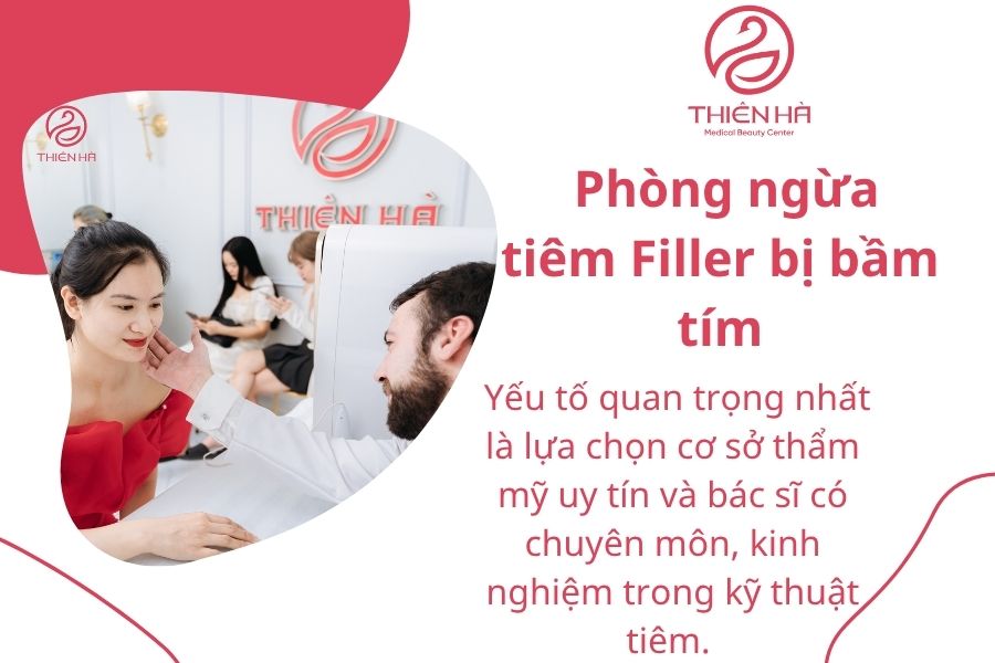  Bác sĩ tại TMV Thiên Hà tư vấn kỹ lưỡng cho khách hàng trước khi tiêm filler.