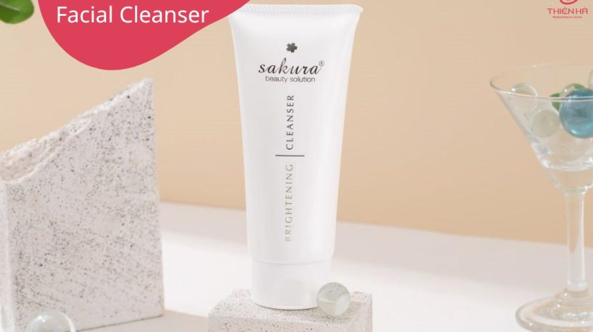 Top 5 sữa rửa mặt trắng da trị thâm hiệu quả, an toàn